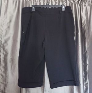 Studio 1940 Shorts - New Bermuda 22-24 women's black by Studio 1940 Studio 1940 Shorts - New Bermuda 22-24 women's black by Studio 1940